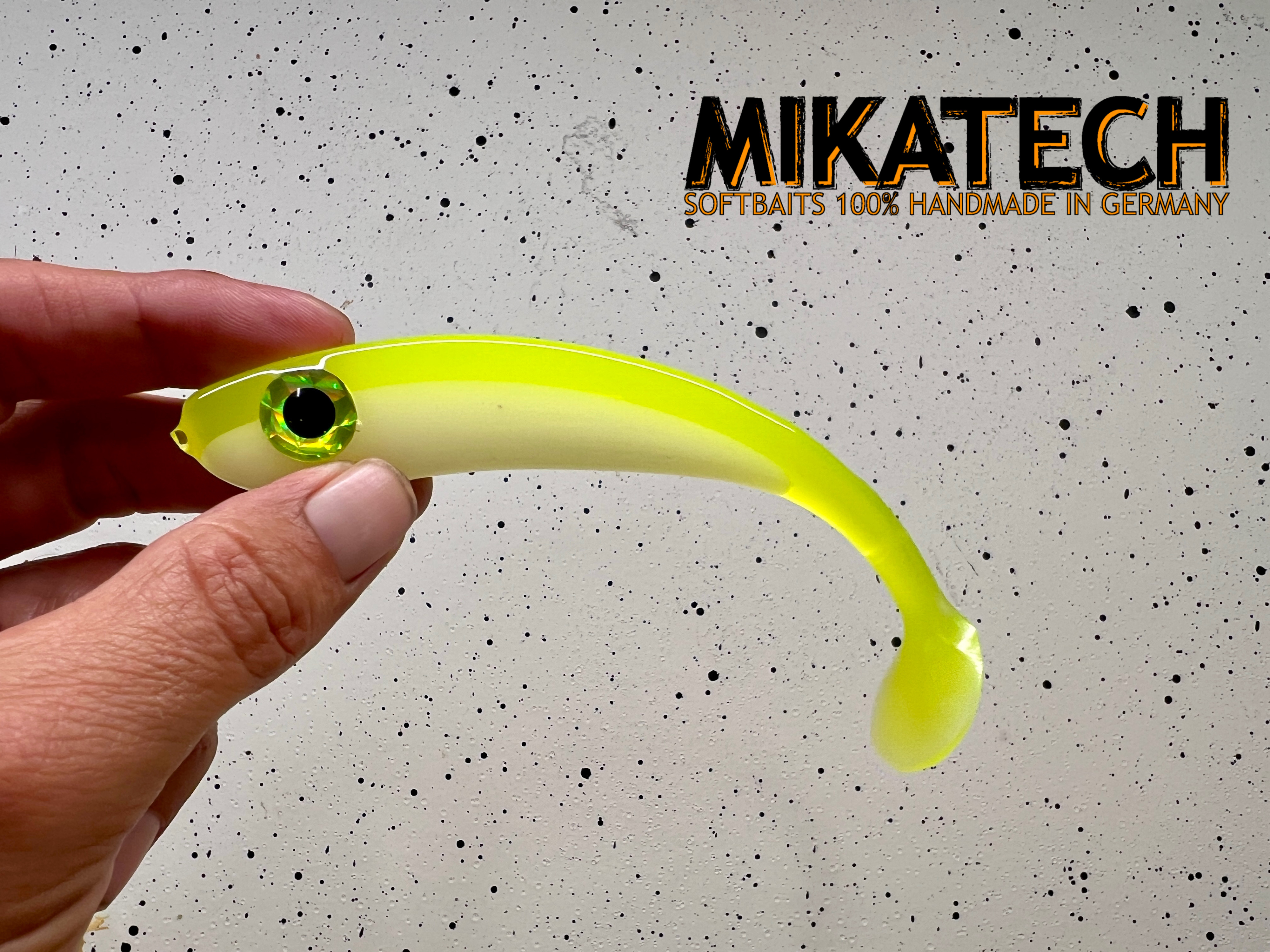 MIKATECH Real Shad 15 cm Taschenlampe Glow UV MIKATECH Real Shad 15 cm Taschenlampe Glow UV