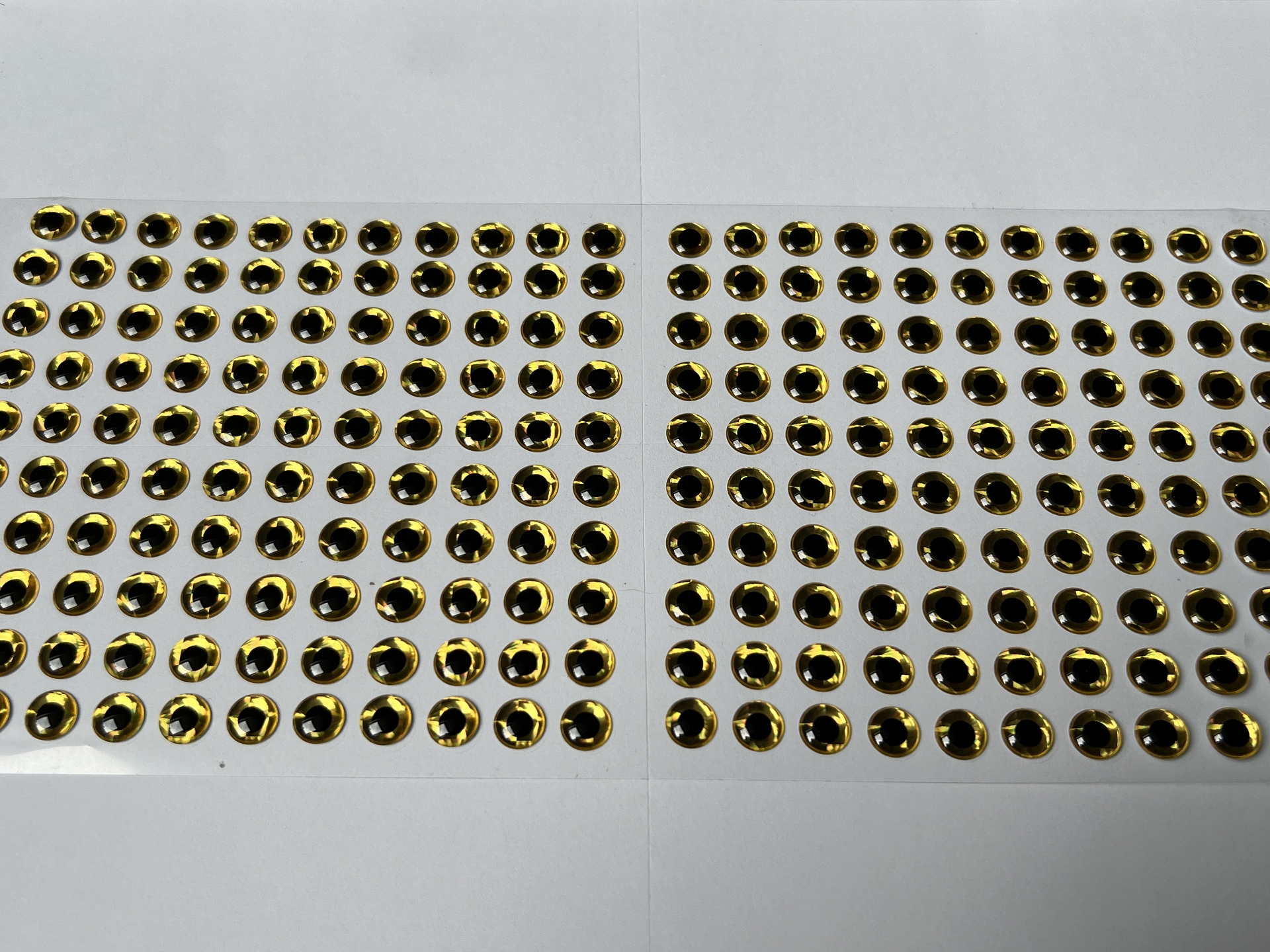 MIKATECH Epoxy 3D Augen 8mm Prism Gold 220er Karte MIKATECH Epoxy 3D Augen 8mm Prism Gold 220er Karte