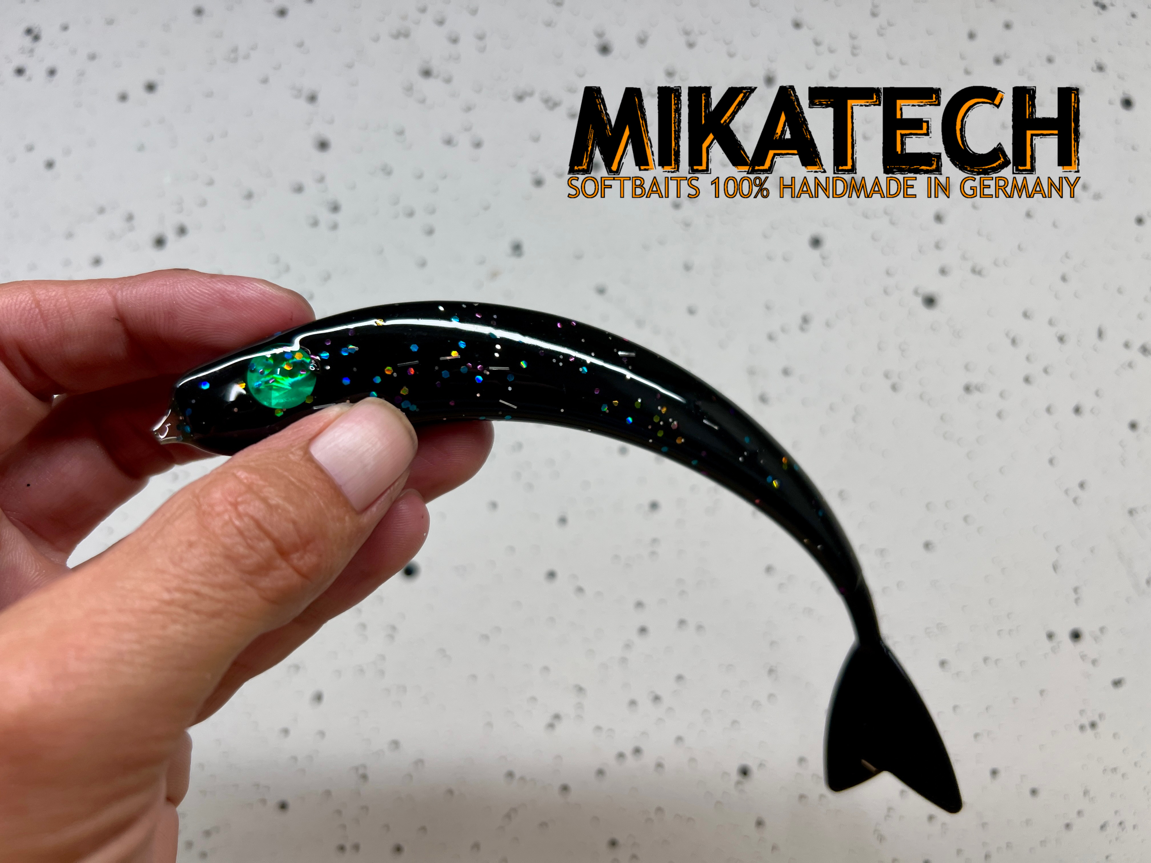 MIKATECH Real V-Shad 18 cm Disco MIKATECH Real V-Shad 18 cm Disco