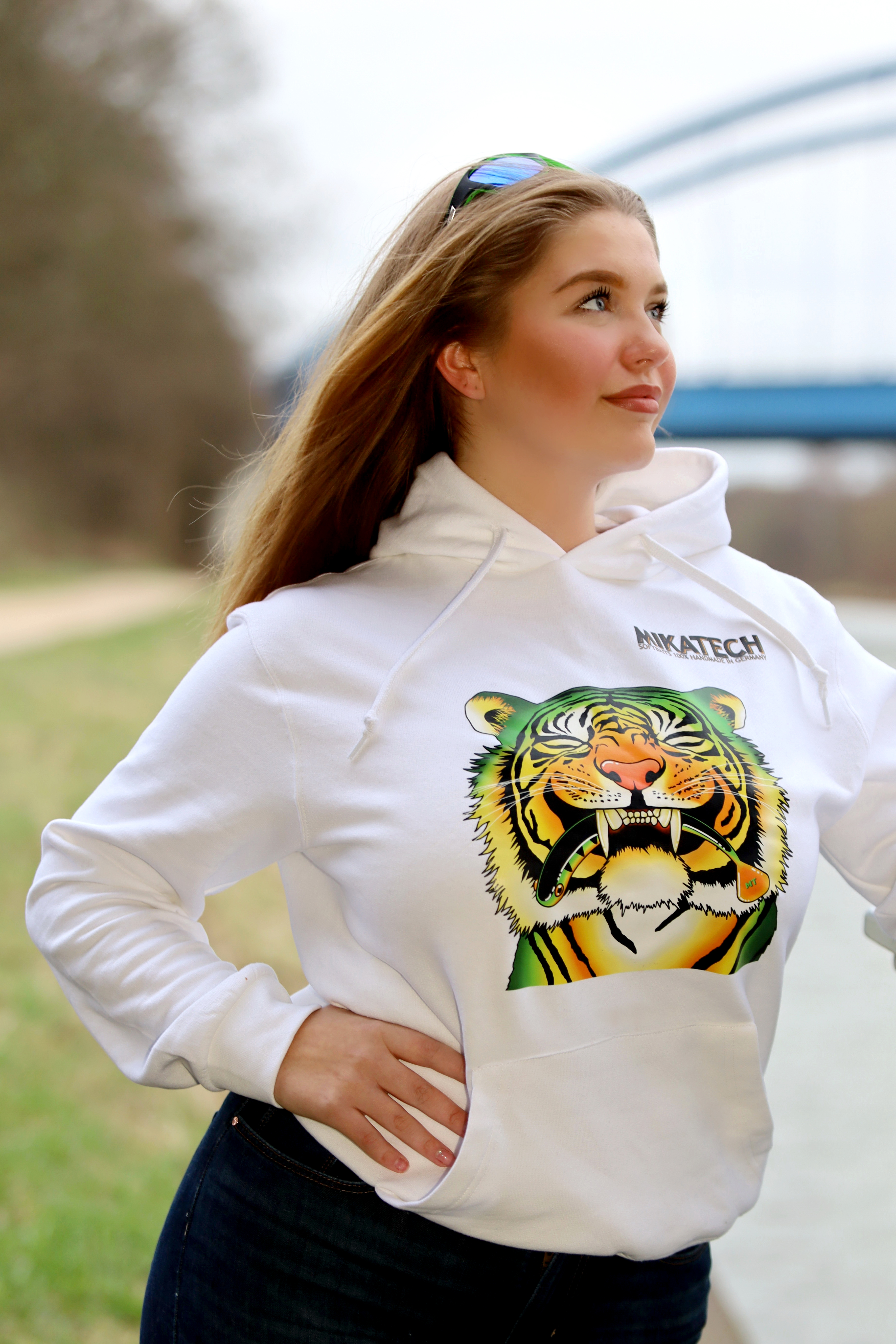 MIKATECH Hoodie MIKATIGER UV Weiß MIKATECH Hoodie MIKATIGER UV Weiß