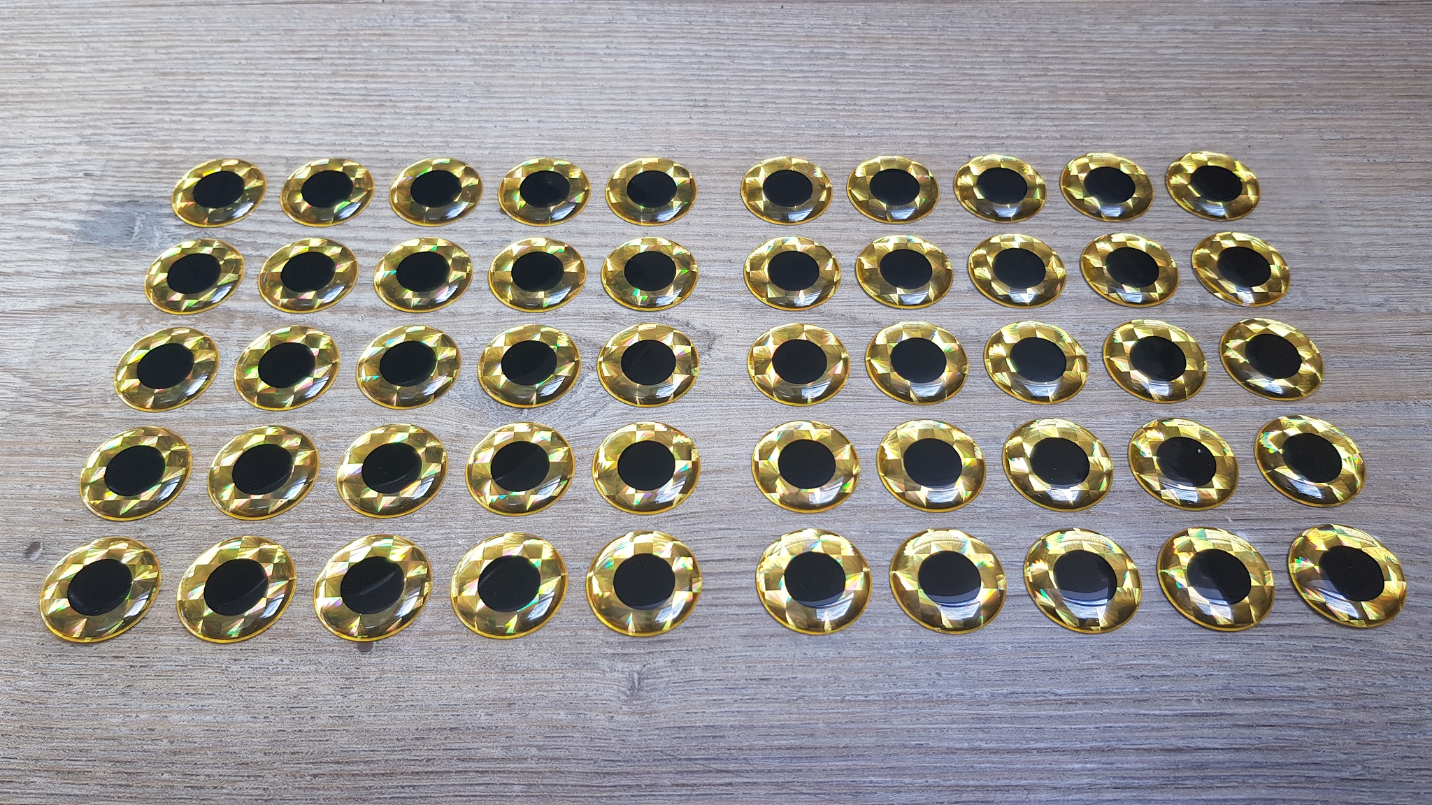 k-20210815_115822 MIKATECH Epoxy 3D Augen 20mm Prism Gold Karte 50 Stück